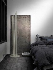 Perchero_de_pie__51bed6b7e5693.jpg